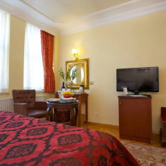 Amber Hotel 4* Стандартный номер с различными типами кроватей фото 2