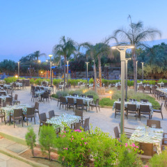 Отель St Raphael Resort & Marina питание фото 4