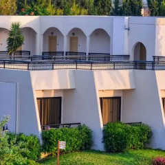 Отель Mareblue Cosmopolitan Hotel Греция, Родос - отзывы, цены и фото номеров - забронировать отель Mareblue Cosmopolitan Hotel онлайн вид на фасад фото 2