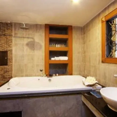 Renoir boutique hotel 2* Представительский номер разные типы кроватей фото 3