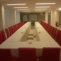 Отель Clarks Inn Kailash Colony