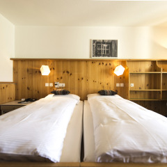 Отель Spengler Hostel Швейцария, Давос - отзывы, цены и фото номеров - забронировать отель Spengler Hostel онлайн комната для гостей