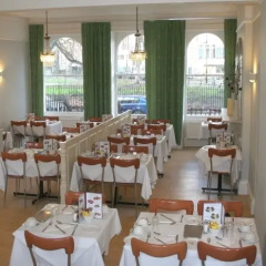 Harlingford Hotel питание