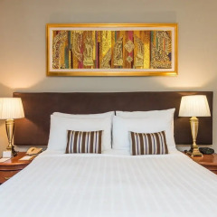 Chatrium Hotel Royal Lake Yangon 5* Номер Премьер с различными типами кроватей