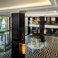 Отель Hilton Vienna Plaza Вена интерьер отеля