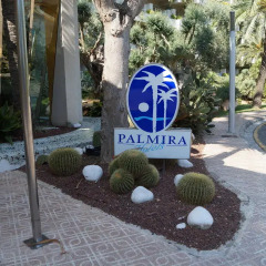 Отель Palmira Beach