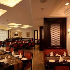Отель Country Inn & Suites By Carlson, Satbari, New Delhi Индия, Нью-Дели - отзывы, цены и фото номеров - забронировать отель Country Inn & Suites By Carlson, Satbari, New Delhi онлайн питание фото 2