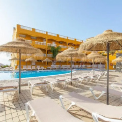Отель El Marqués Palace by Intercorp Hotel Group Испания, Пуэрто-де-Сантьяго - 4 отзыва об отеле, цены и фото номеров - забронировать отель El Marqués Palace by Intercorp Hotel Group онлайн бассейн фото 4