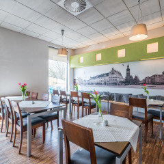 Отель Weiser hotel Польша, Вроцлав - 3 отзыва об отеле, цены и фото номеров - забронировать отель Weiser hotel онлайн питание фото 2