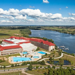 Hotel Golebiewski Mikolajki пляж