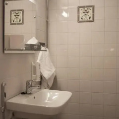 Arthur Hotel 3* Трёхместный номер с различными типами кроватей фото 2