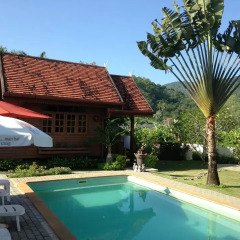 Отель Elephant Guesthouse бассейн фото 2
