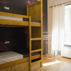 Хостел Moosica Кровать в женском общем номере с двухъярусной кроватью фото 6