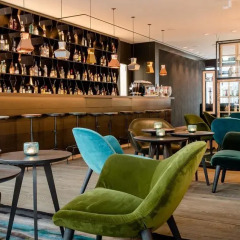 Отель Motel One Amsterdam Waterlooplein гостиничный бар
