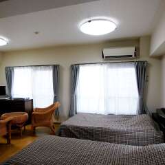Отель Weekly Inn Minami Fukuoka Фукуока комната для гостей