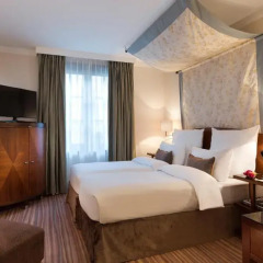 Отель Warwick Brussels 5* Номер категории Премиум с различными типами кроватей