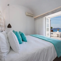 Отель Athina Luxury Suites 4* Полулюкс с различными типами кроватей