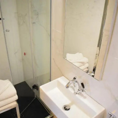 Roma Luxus Hotel 5* Номер категории Эконом с различными типами кроватей фото 4