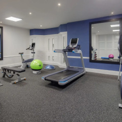 Отель Hilton London Euston фитнесс-зал