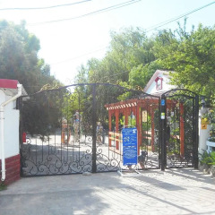 Гостиница Пансионат Песчаный берег в Севастополе отзывы, цены и фото номеров - забронировать гостиницу Пансионат Песчаный берег онлайн Севастополь парковка фото 2