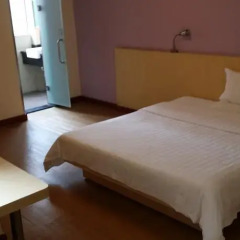 Отель 7 Days Inn (Guangzhou Huanghuagang Metro Station) комната для гостей фото 3
