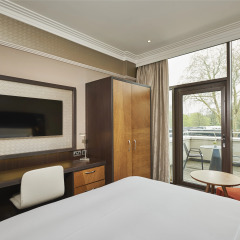 Отель DoubleTree by Hilton Hotel London - Hyde Park Великобритания, Лондон - отзывы, цены и фото номеров - забронировать отель DoubleTree by Hilton Hotel London - Hyde Park онлайн удобства в номере фото 2