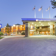 Отель Comfort Inn & Suites Durango вид на фасад фото 5