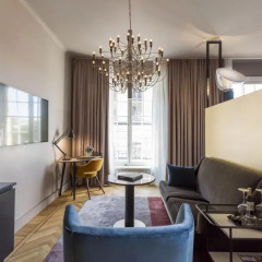 Отель Radisson Blu Strand Полулюкс