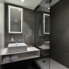 Отель Hôtel Novotel Wavre Brussels East ванная фото 2