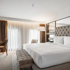 Чехофф Отель Москва Кьюрио Коллекшен Хилтон 5* Номер King comfort