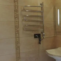 Гостиница Holiday Park on Listopadnaya в Красной Поляне отзывы, цены и фото номеров - забронировать гостиницу Holiday Park on Listopadnaya онлайн Красная Поляна ванная фото 3