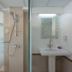 Отель The Bliss Suite Patong Номер Делюкс с различными типами кроватей фото 8