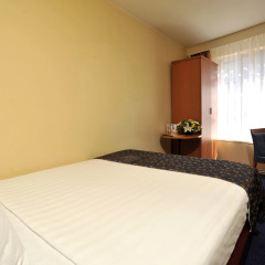 Отель XO Hotels City Centre 3* Номер категории Эконом с различными типами кроватей
