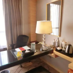 Baolilai International Hotel 5* Улучшенный номер с различными типами кроватей фото 3