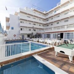 Отель Apartamentos Tropical Garden бассейн фото 4
