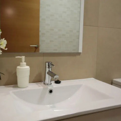 Отель Hostal Orleans Испания, Барселона - 1 отзыв об отеле, цены и фото номеров - забронировать отель Hostal Orleans онлайн ванная фото 3