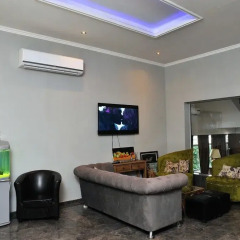 Laguardia Hotel интерьер отеля