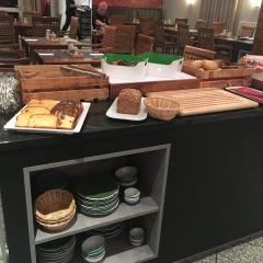 Отель Ramada by Wyndham München Airport Германия, Мюнхен - отзывы, цены и фото номеров - забронировать отель Ramada by Wyndham München Airport онлайн питание фото 2