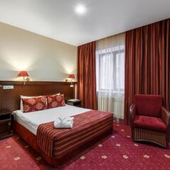 Клуб Отель Корона 4* Номер Комфорт