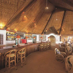 Отель Thulhagiri Island Resort гостиничный бар фото 2