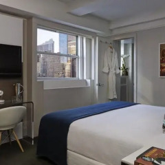 Отель Paramount Times Square 4* Номер Broadway classic с двуспальной кроватью