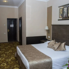 Imperial Palace Hotel 4* Стандартный номер фото 4