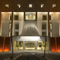 Sunrise Pearl Hotel & Spa