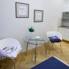 Отель Hunger Wall Residence Прага в номере