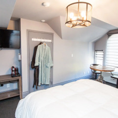 Отель Wellesley Manor Boutique Hotel Канада, Торонто - отзывы, цены и фото номеров - забронировать отель Wellesley Manor Boutique Hotel онлайн комната для гостей фото 8