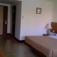 Отель Tassanee Garden Lodge комната для гостей фото 4
