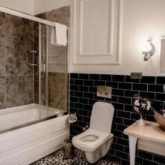 Отель Cezayir Rooms Стамбул ванная фото 2