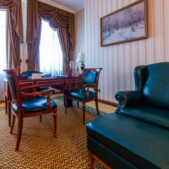 Гостиница Premier Palace 5* Представительские апартаменты с различными типами кроватей