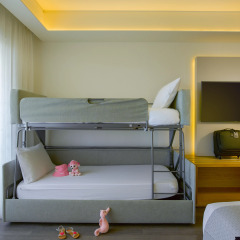 Отель St Raphael Resort & Marina детские мероприятия