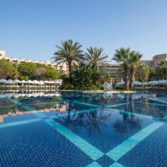 Отель Crystal Tat Beach Resort Spa бассейн